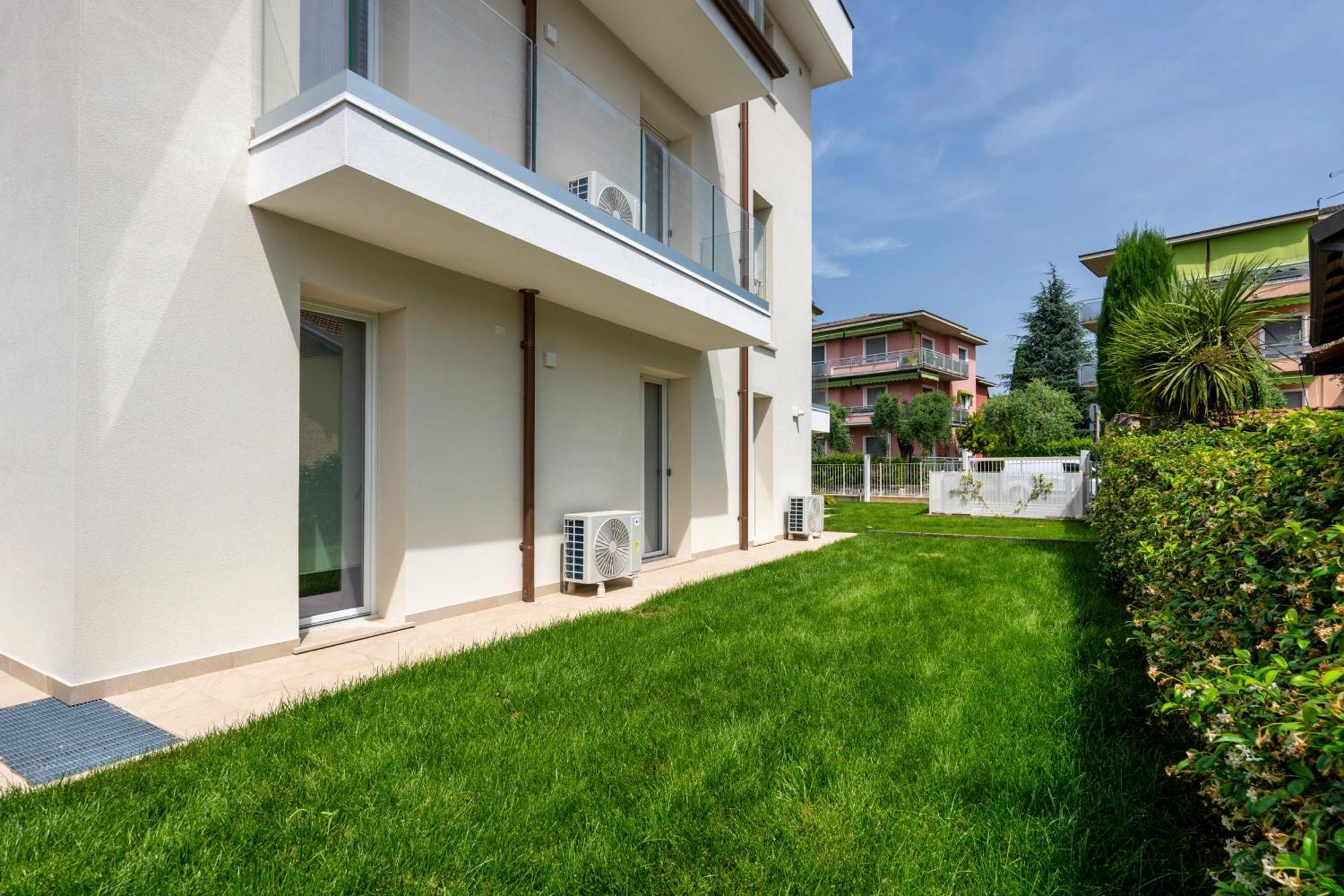 Malvezzi Apartments Desenzano del Garda Eksteriør billede