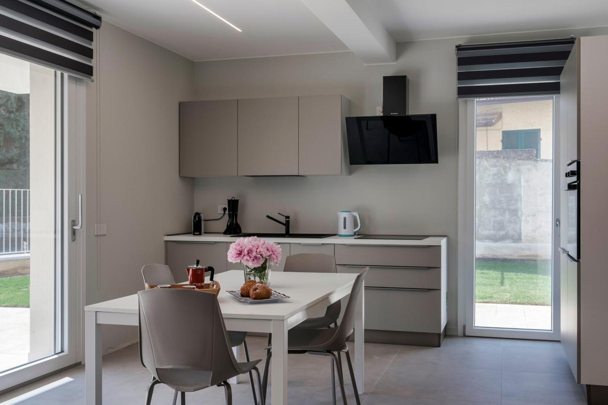 Malvezzi Apartments Desenzano del Garda Eksteriør billede