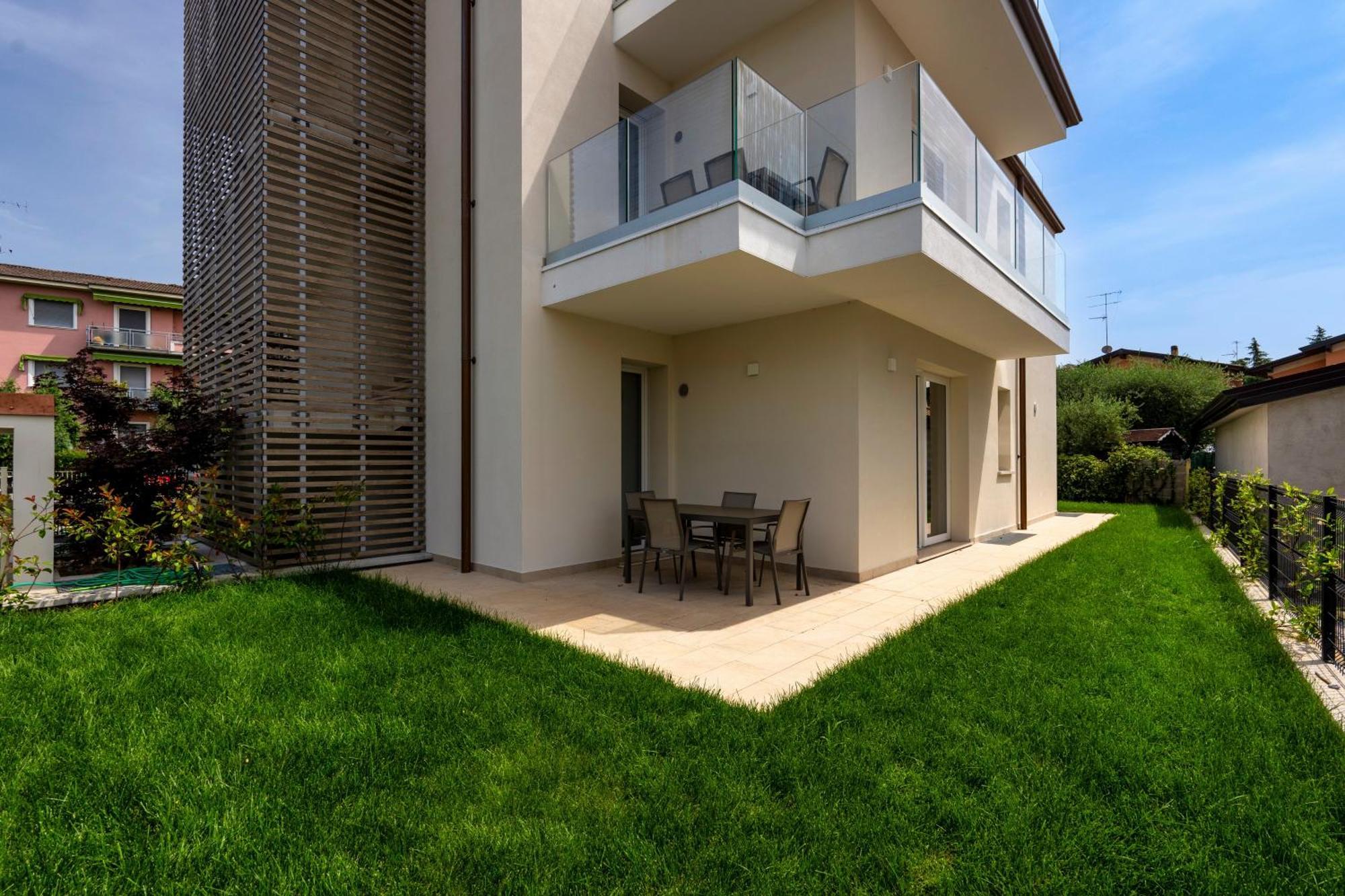 Malvezzi Apartments Desenzano del Garda Eksteriør billede
