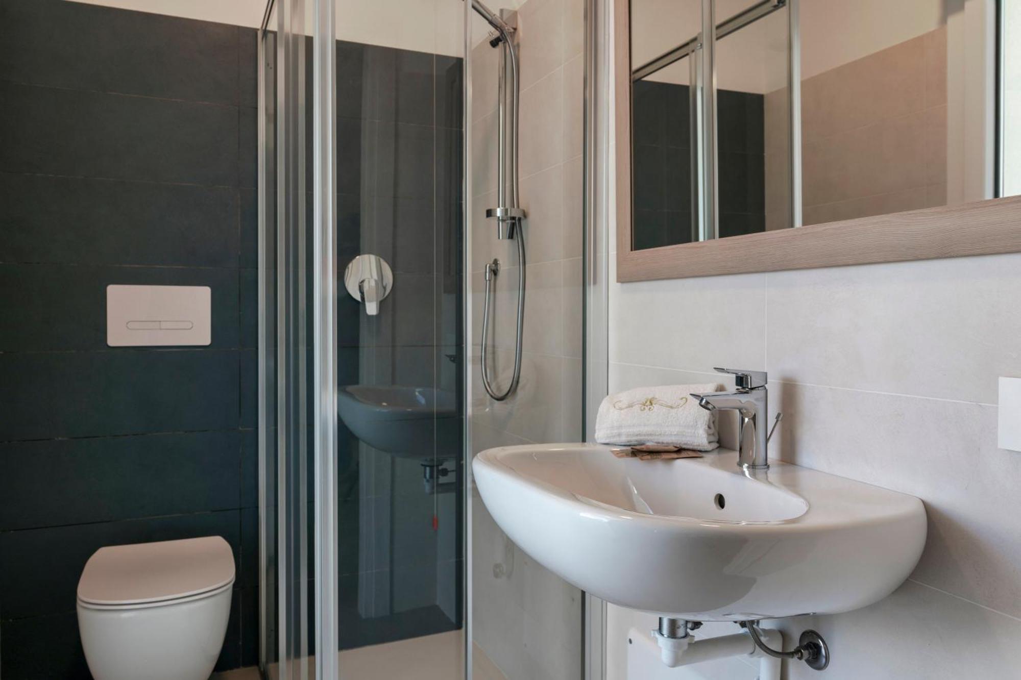 Malvezzi Apartments Desenzano del Garda Eksteriør billede