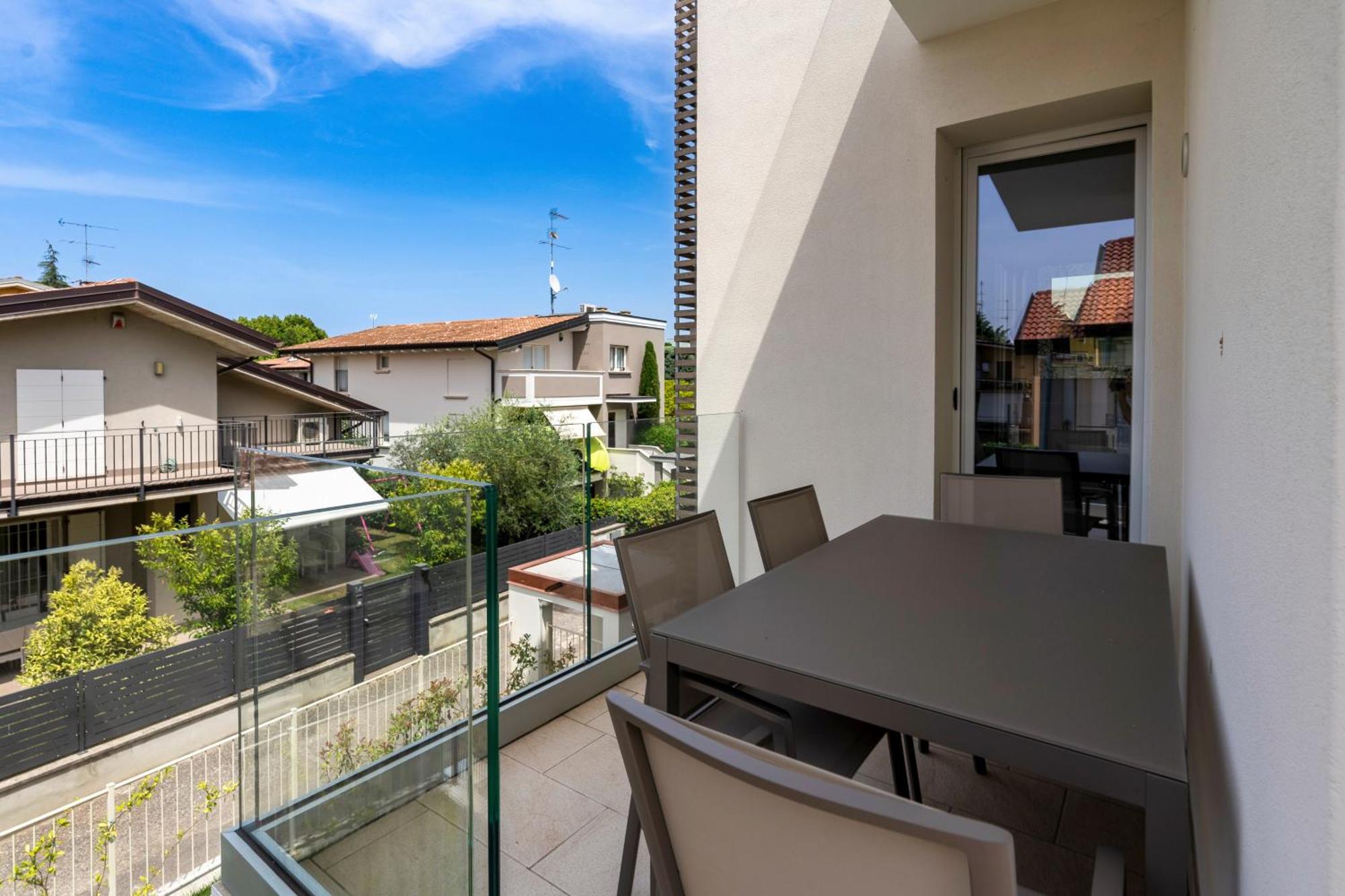 Malvezzi Apartments Desenzano del Garda Eksteriør billede