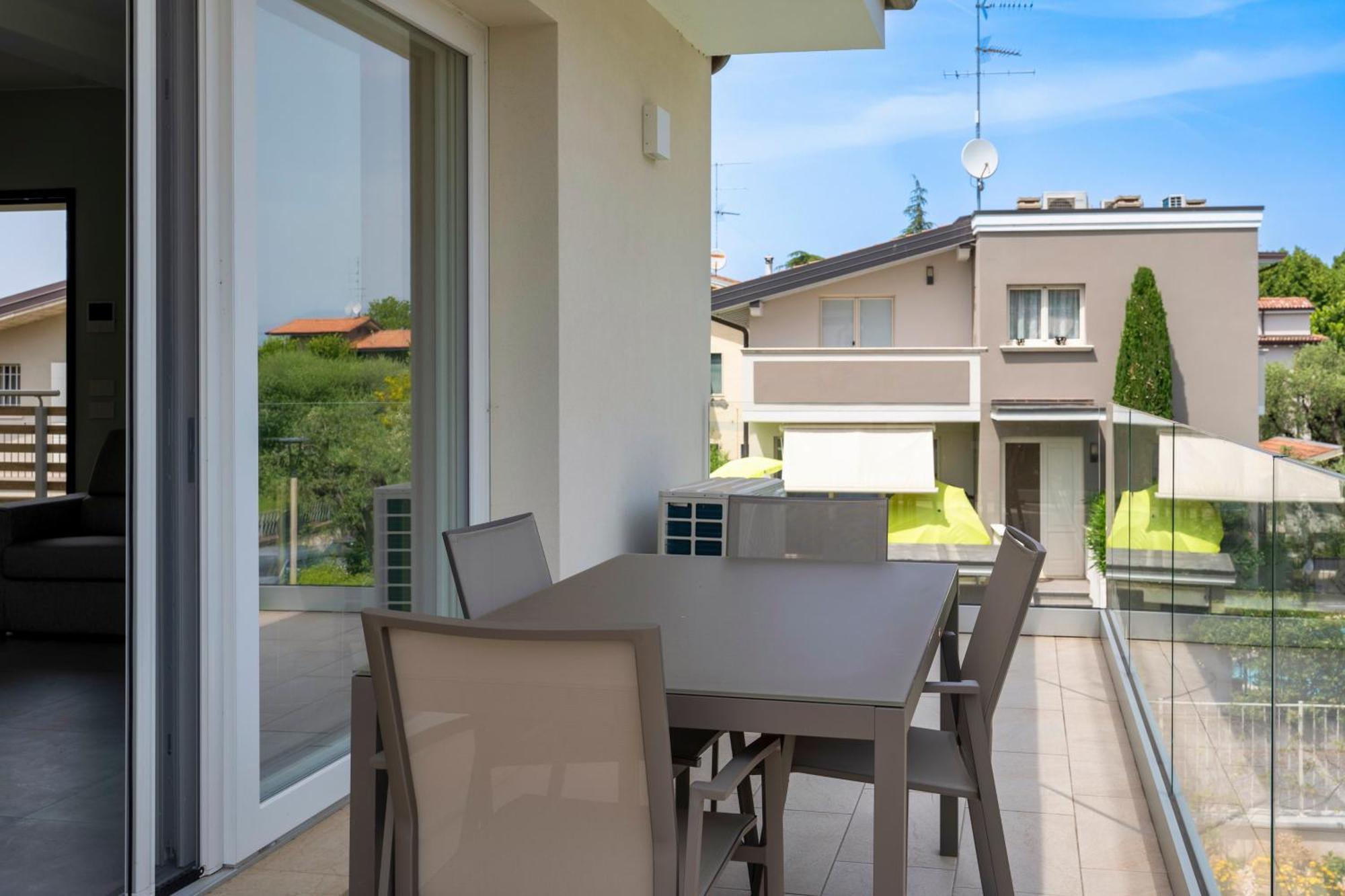 Malvezzi Apartments Desenzano del Garda Eksteriør billede